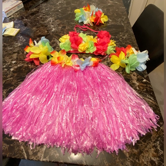 HAWAIIAN CUSTOM GIRL - Picture 7 of 14